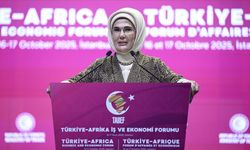 Emine Erdoğan: Dünyaya söyleyecek sözleri, anlatacak hayalleri olan kadınlara kulak verelim