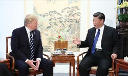 Güney Kore'nin Busan şehrinde Trump ile Şi Cinping bir araya geldi