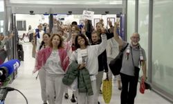Küresel Sumud Filosu'na katılan Fransız aktivistlerin bir kısmı Fransa'ya ulaştı