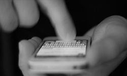 Endonezya merkezli şirketin dünya genelinde "telefon takip sistemi" kurduğu ortaya çıktı