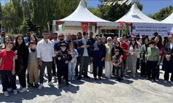 Ardahan'da öğrenci ve aileler Gazze yararına kermes düzenledi