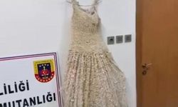 Gelinliğin üzerine boncuk şeklinde işlenmiş 25 kilo uyuşturucu ele geçirildi