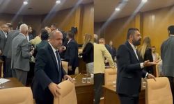 Mamak Belediye Meclisi’nde CHP'li Meclis Üyeleri Birbirine Girdi