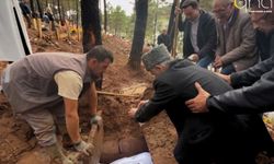 Kırımoğlu’nun oğlu Eldar Ebubekirov, Kırım toprağıyla defnedildi