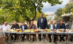 "Hayırlı Günler Komşum" ziyaretleri Malatya'da devam ediyor.. MHP'li Fendoğlu: Dertlerin çözümüne vesile olmaya talibiz