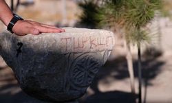 Savatra Antik Kenti'nde bulunan sunak Türk tarihine ışık tutuyor: Anadolu'da bulunan ilk 'Türkoğlu' yazıtı