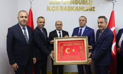 MHP Sungurlu İlçe Binası ve Ülkü Ocakları'nın yeni hizmet binasının açılışı gerçekleşti