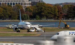ABD'de bir yolcu uçağına bomba ihbarı yapıldı, uçuşlar bir süre durduruldu