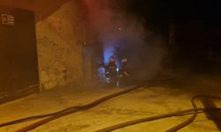 Konya'da evin müştemilatında ve deposunda çıkan yangın söndürüldü