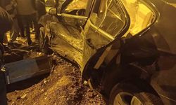 Mazıdağı’nda iki otomobil çarpıştı: 3 yaralı