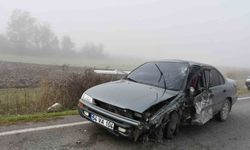 Samsun’da iki otomobil çapıştı: 3 yaralı