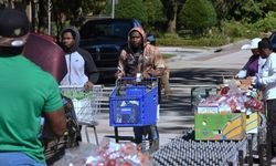 Florida'da ihtiyaç sahiplerine gıda yardımı yapıldı