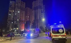 Antalya'da apartmanın dördüncü katında patlama sonrası çıkan yangın söndürüldü