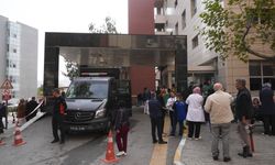 İzmir'de gaz sızıntısı şüphesiyle boşaltılan hastane binasında sızıntıya rastlanılmadı