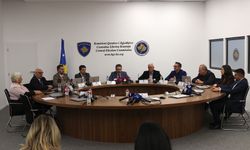 Kosova'da yerel seçimin ikinci turunda oy kullanma işlemi sona erdi