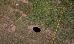 Aksaray'da pancar tarlasında yeni obruk oluştu