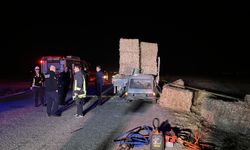 Karaman'da park halindeki tıra arkadan çarpan otomobildeki 2 kişi öldü
