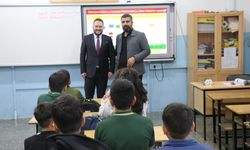 Siirt'te devlet korumasındaki çocuklardan yetiştirme yurdunda büyüyen öğretmene sürpriz ziyaret