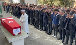 Niğde'de kalp krizi sonucu ölen İlçe Jandarma Komutanı Deniz'in cenazesi Adana'da defnedildi
