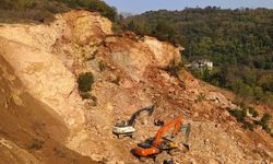 75 yaşındaki işçi 6 gündür enkaz altında