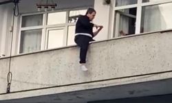 Sultangazi'de balkondan atlamak isteyen genç yürekleri ağza getirdi