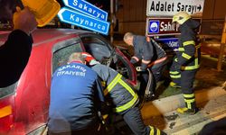 Sakarya'da iki otomobil çarpıştı: 5 yaralı