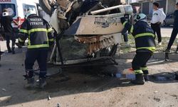 Hatay'da 3 otomobil çarpıştı: 7 yaralı