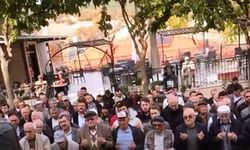 Hisarcık’ta 24 kişilik umre kafilesi dualarla uğurlandı