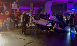 ‘Dur' ihtarına uymayarak kaçan otomobil takla attı: 2 yaralı