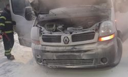 Bilecik'te araç yangını büyümeden söndürüldü