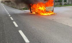Otomobil, alev topuna döndü