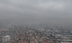 Elazığ'da sis etkisini sürdürüyor