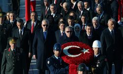 Cumhurbaşkanı Erdoğan ve devlet erkanı Ata'nın huzurunda