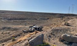 Niğde’de meydana gelen feci kazada 2 kişi hayatını kaybetti, 1 kişi ağır yaralandı