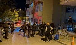 Kartal'da kolonları çatlayan 4 katlı bina tahliye edildi