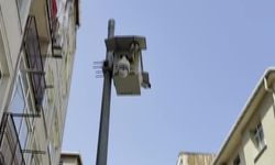 Doğurduğu bebeğini bıçaklayarak öldürdükten sonra çöp konteyneri kenarında yakan kadına ağırlaştırılmış müebbet hapis ce