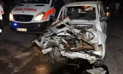 Düzce'de iki otomobilin çarpışmasıyla 7 kişi yaralandı