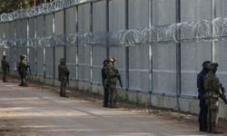 Polonya, Belarus sınırına yeni bariyer inşa edecek