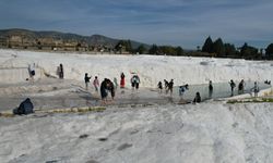 Pamukkale, Asya ülkelerinden gelen turistlerin yoğun ilgisini çekiyor