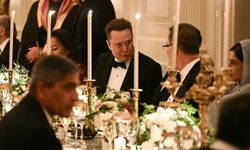 Gerilim azalıyor mu? Elon Musk Beyaz Saray'da yemeğe katıldı