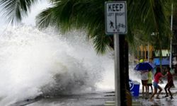 Filipinler’de Kalmaegi Tayfunu alarmı: On binlerce kişi tahliye edildi