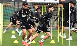 Fenerbahçe'yi konuk edecek Beşiktaş, derbi hazırlıklarını tamamladı