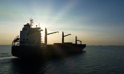 Ukrayna basını, Rus gölge filosu gemilerine saldırılara ait olduğu iddia edilen görüntüleri paylaştı