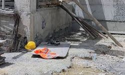 Batman'da üzerlerine beton moloz düşen 1 işçi hayatını kaybetti, 1 işçi yaralandı