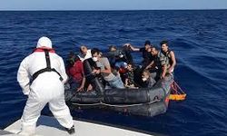 İzmir açıklarında 34 düzensiz göçmen kurtarıldı