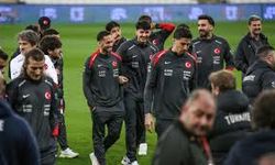 A Milli Futbol Takımı, La Cartuja Stadı'nda yürüyüş yaptı