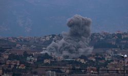 İsrail'in Lübnan'ın güneyinde bir araca düzenlediği İHA saldırısında 1 kişi öldü