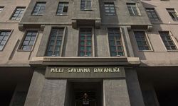 TSK’dan haftalık bilgilendirme: Sınırda 205 kişi yakalandı, terörle mücadelede yeni teslimler