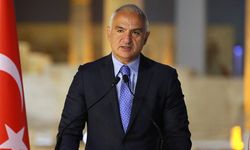 Galata Kulesi’nde güçlü mesaj! Bakan Ersoy, kaçakçılığa karşı uyardı