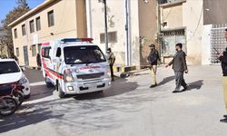 Pakistan'da felaket! Tutkal fabrikasında patlama: 15 kişi hayatını kaybetti